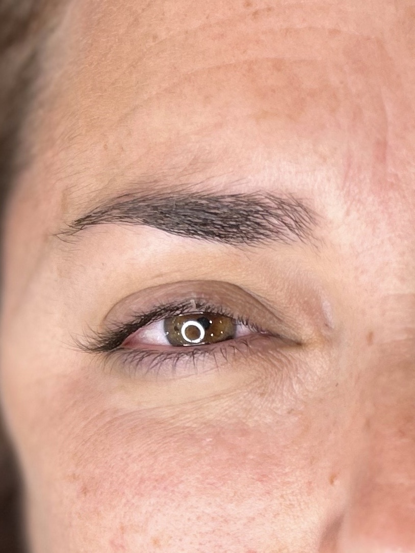 Cejas antes de micropigmentación Powder